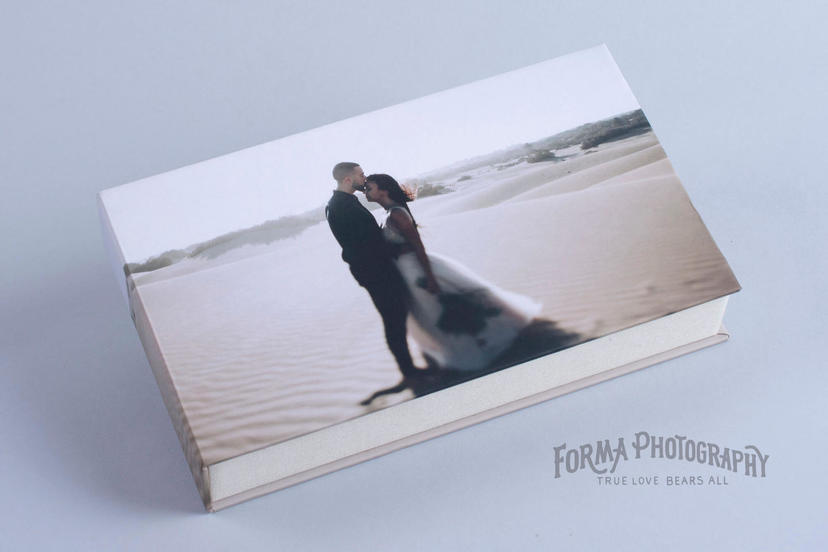 Box for prints for loose prints professional photographer nphoto custom box for prints personalised box for prints with USB stick presentation wedding photograph